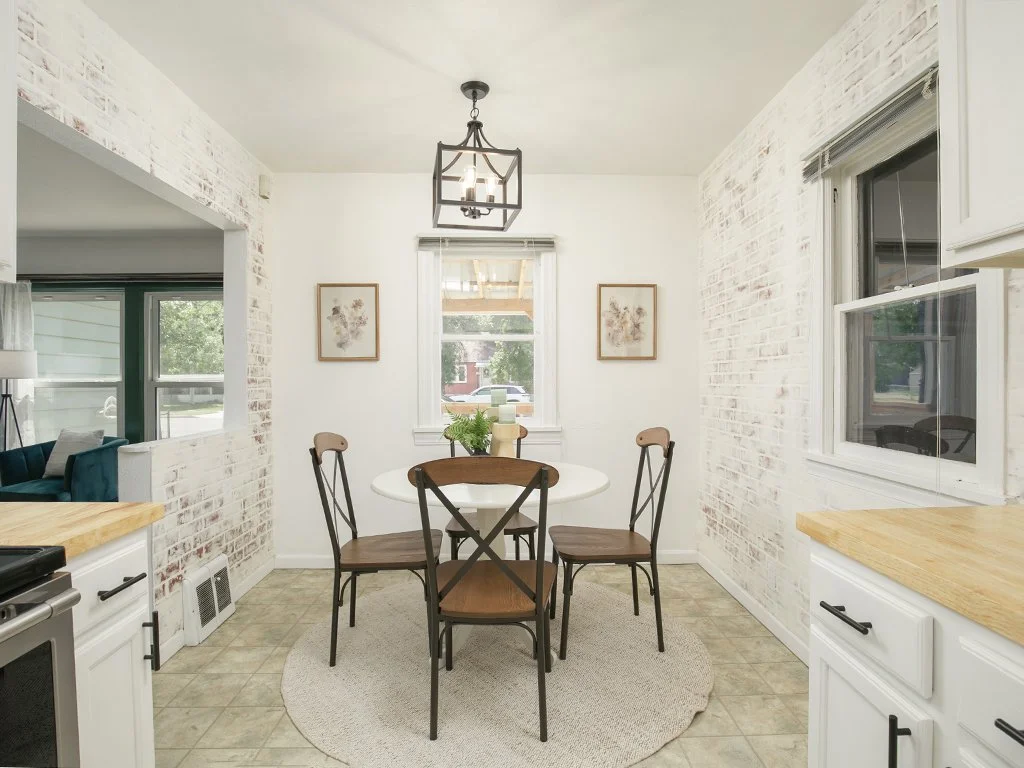 kitchen:dining.jpg