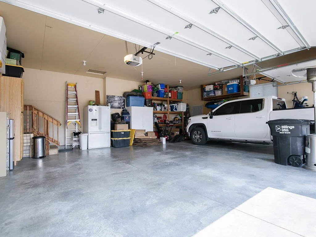 garage.jpg