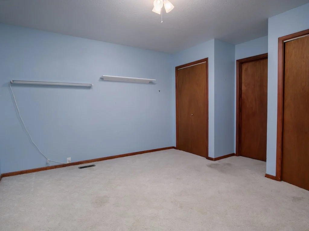 bed blue.jpg