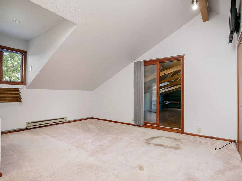 upstairs 3.jpg