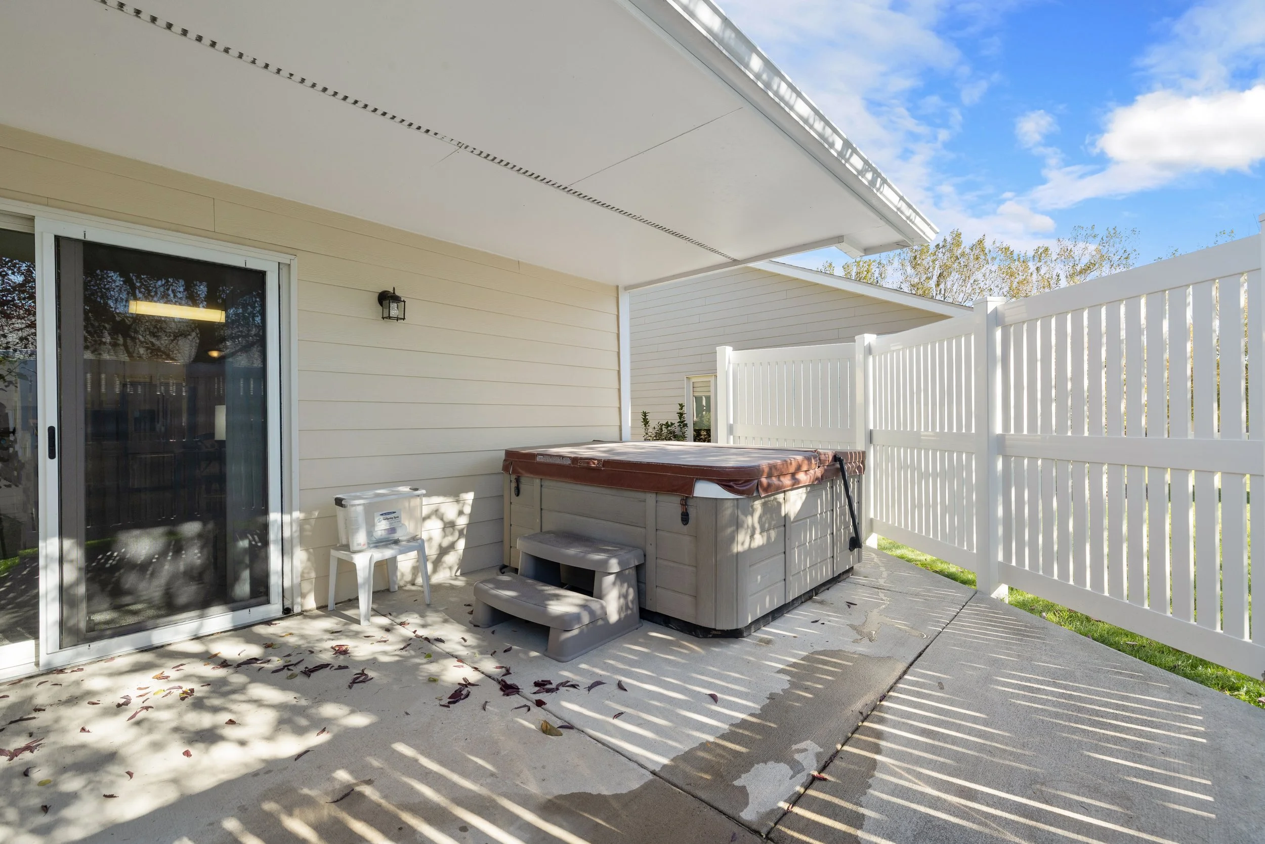 patio 2.jpg