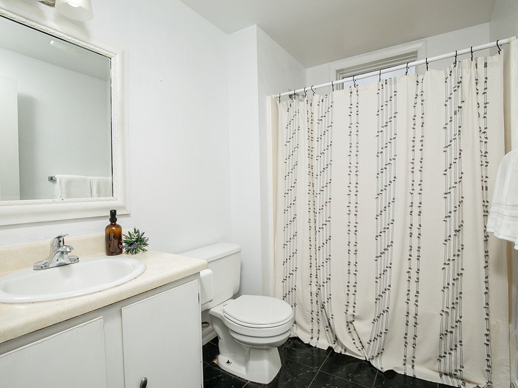 bath 2.jpg