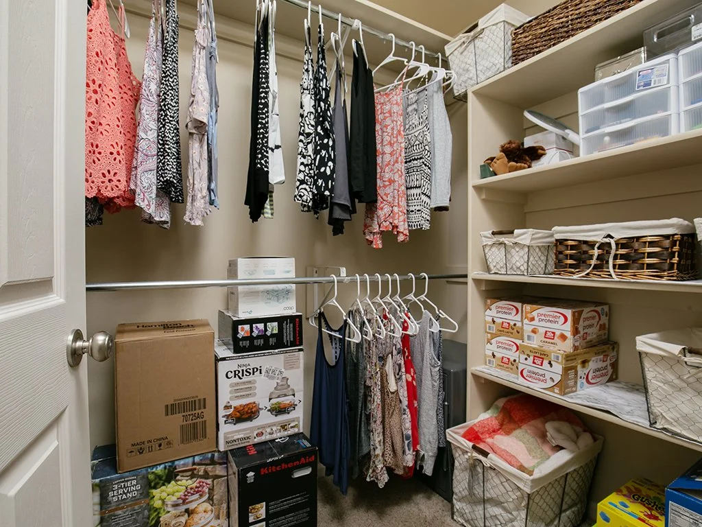 closet 2.jpg