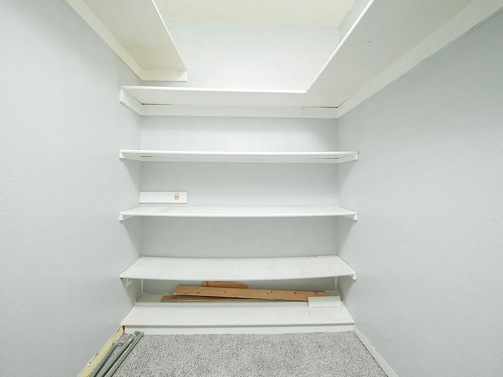 closet.jpg