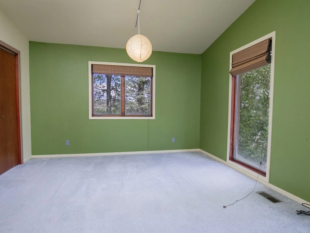 bed green.jpg