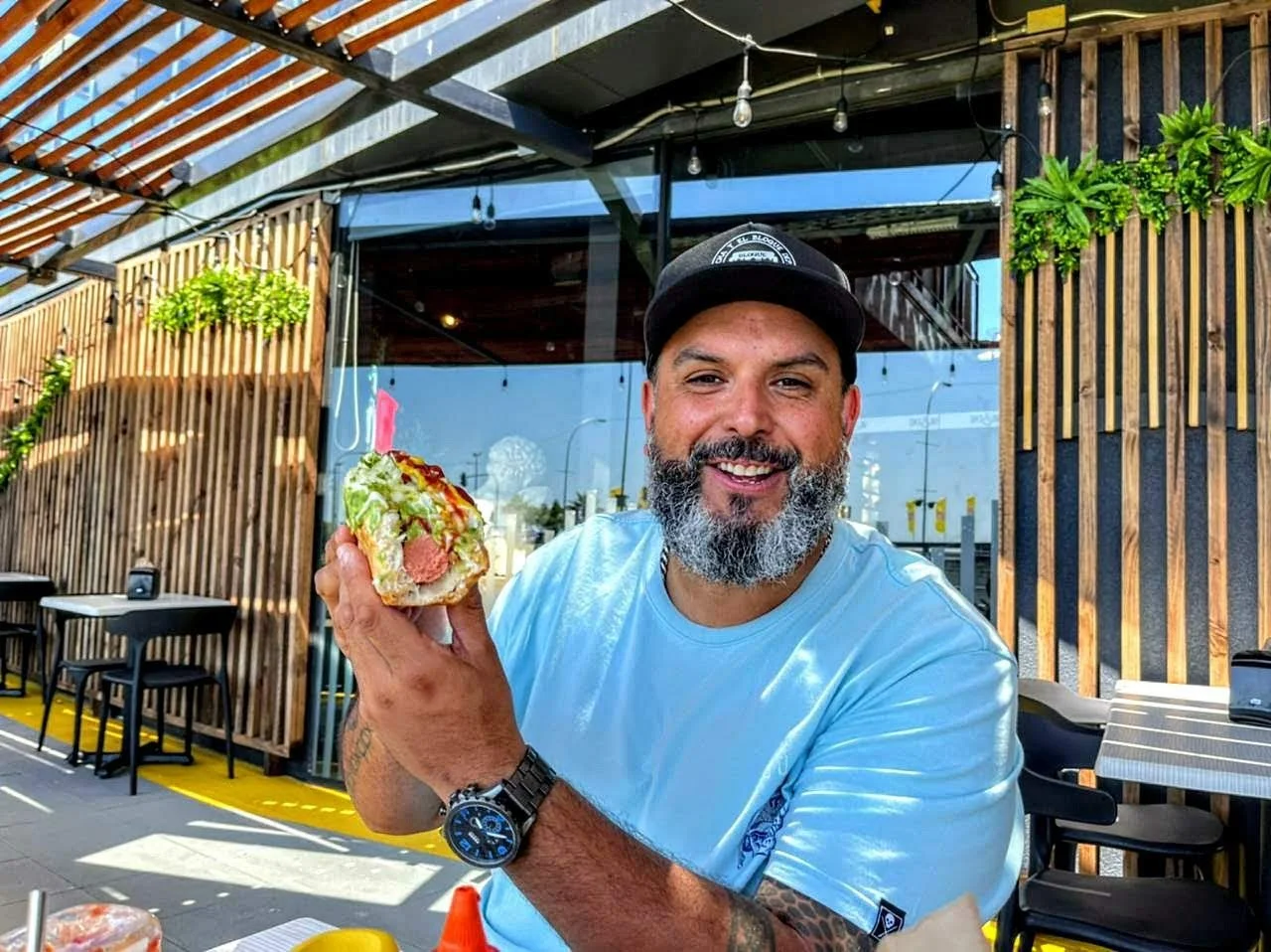 De verdad te vas a comer eso? – Global Rescue, image size:1280x958