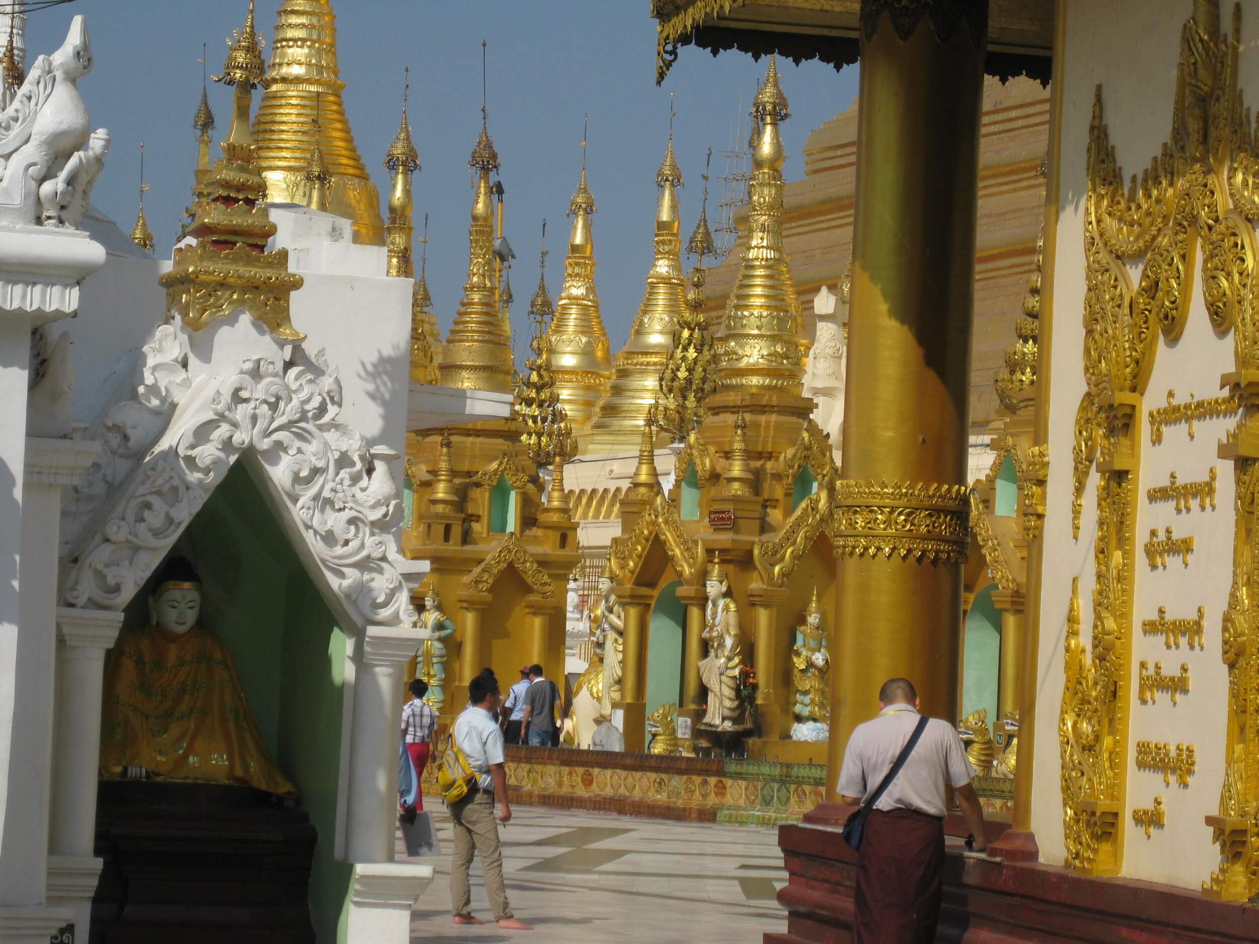 Burma 2014 003.jpeg