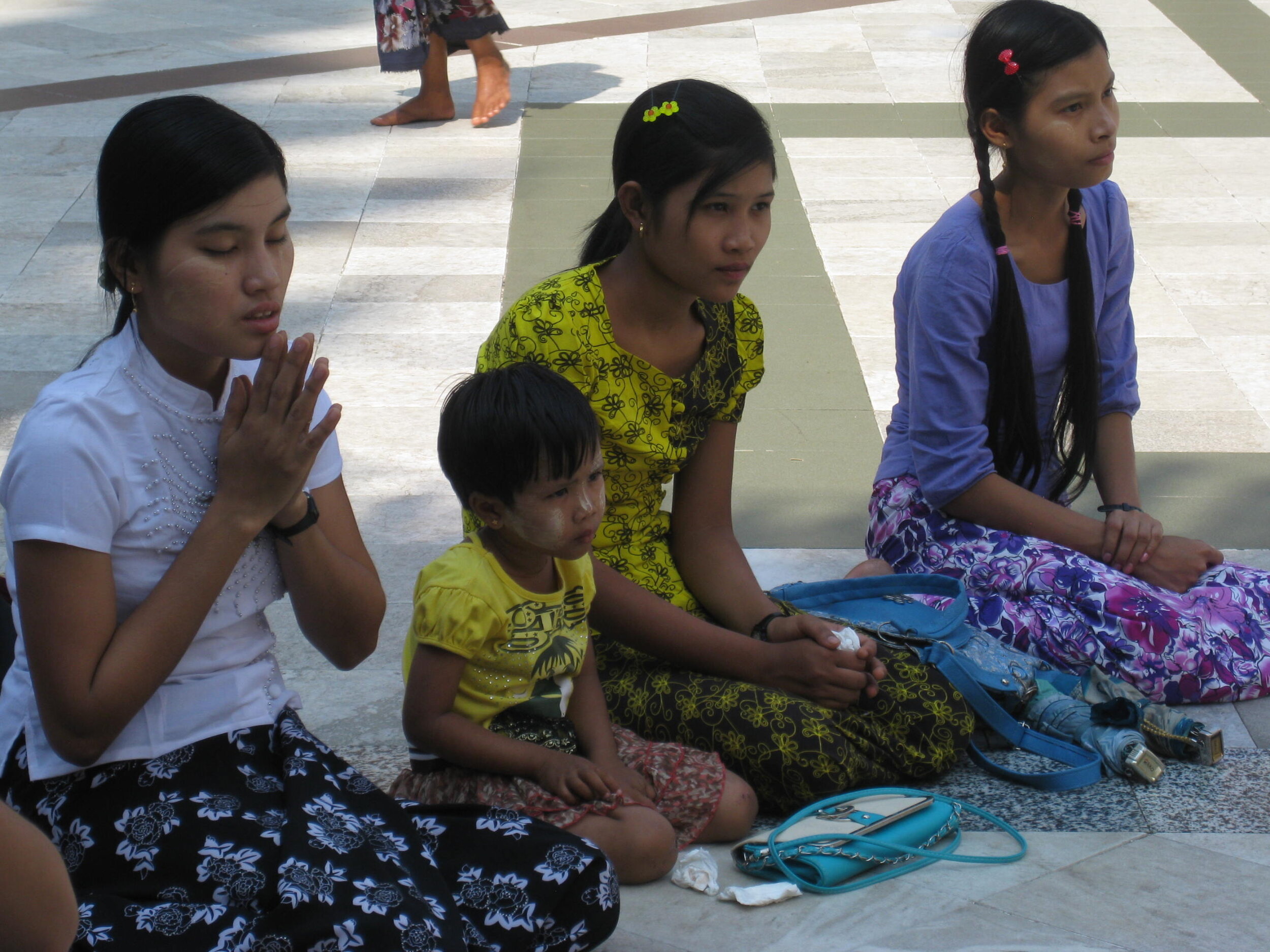 Burma 2014 021.jpeg