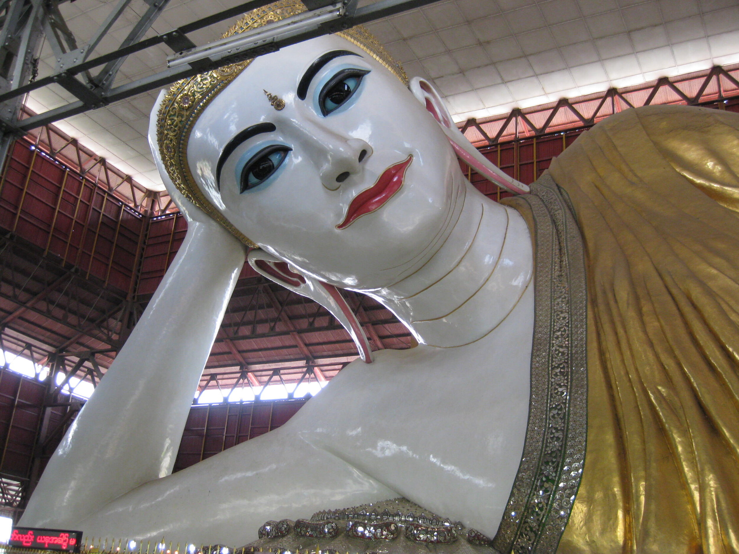 Burma 2014 032.jpeg