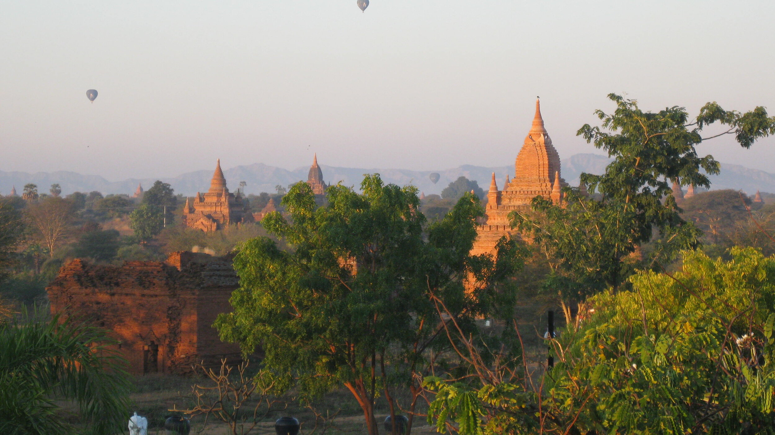 Burma 2014 110.jpeg