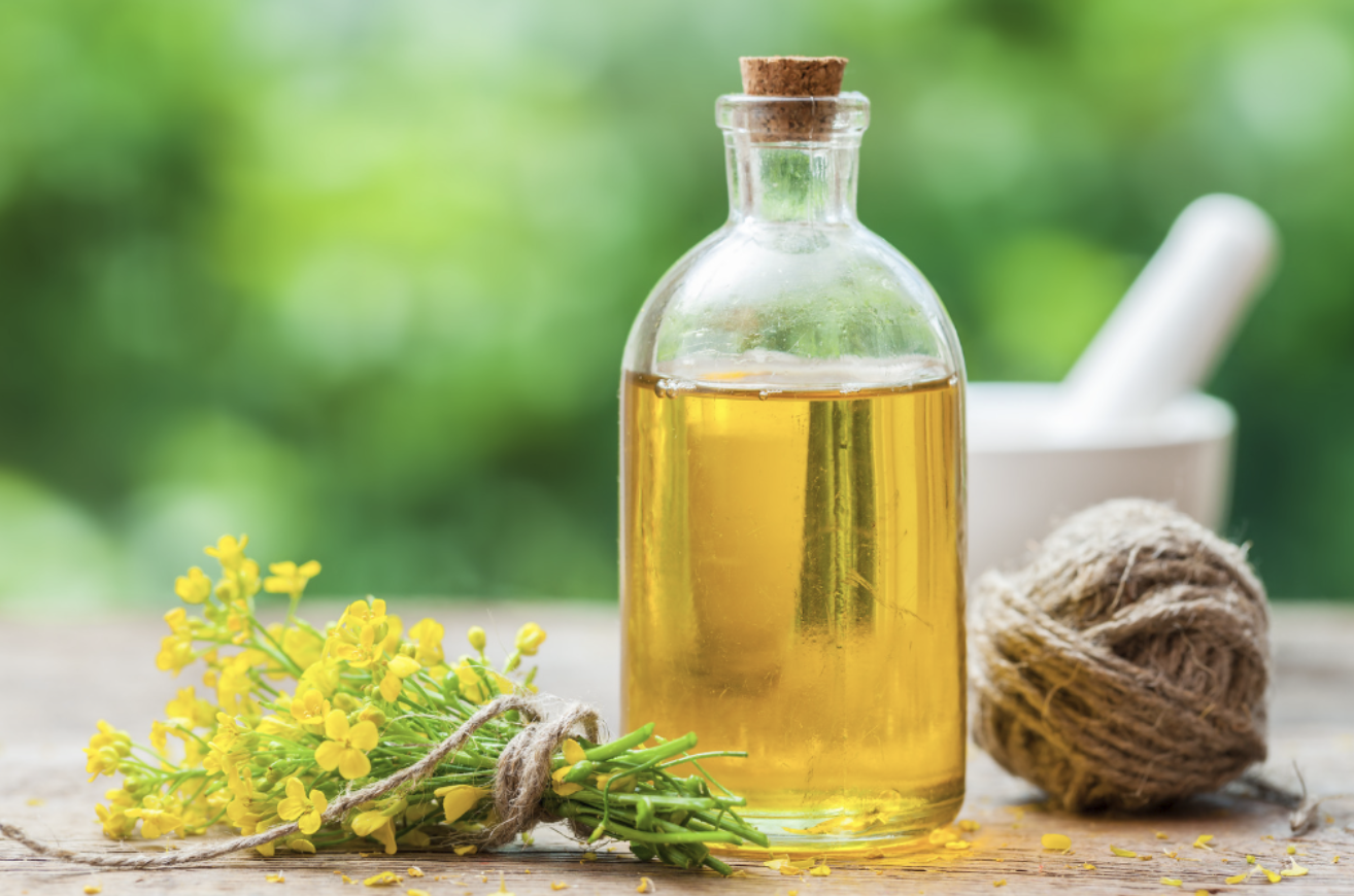 Castor Oil for Fertility: How to Use It Safely for TTC (Step-by-Step Guide)