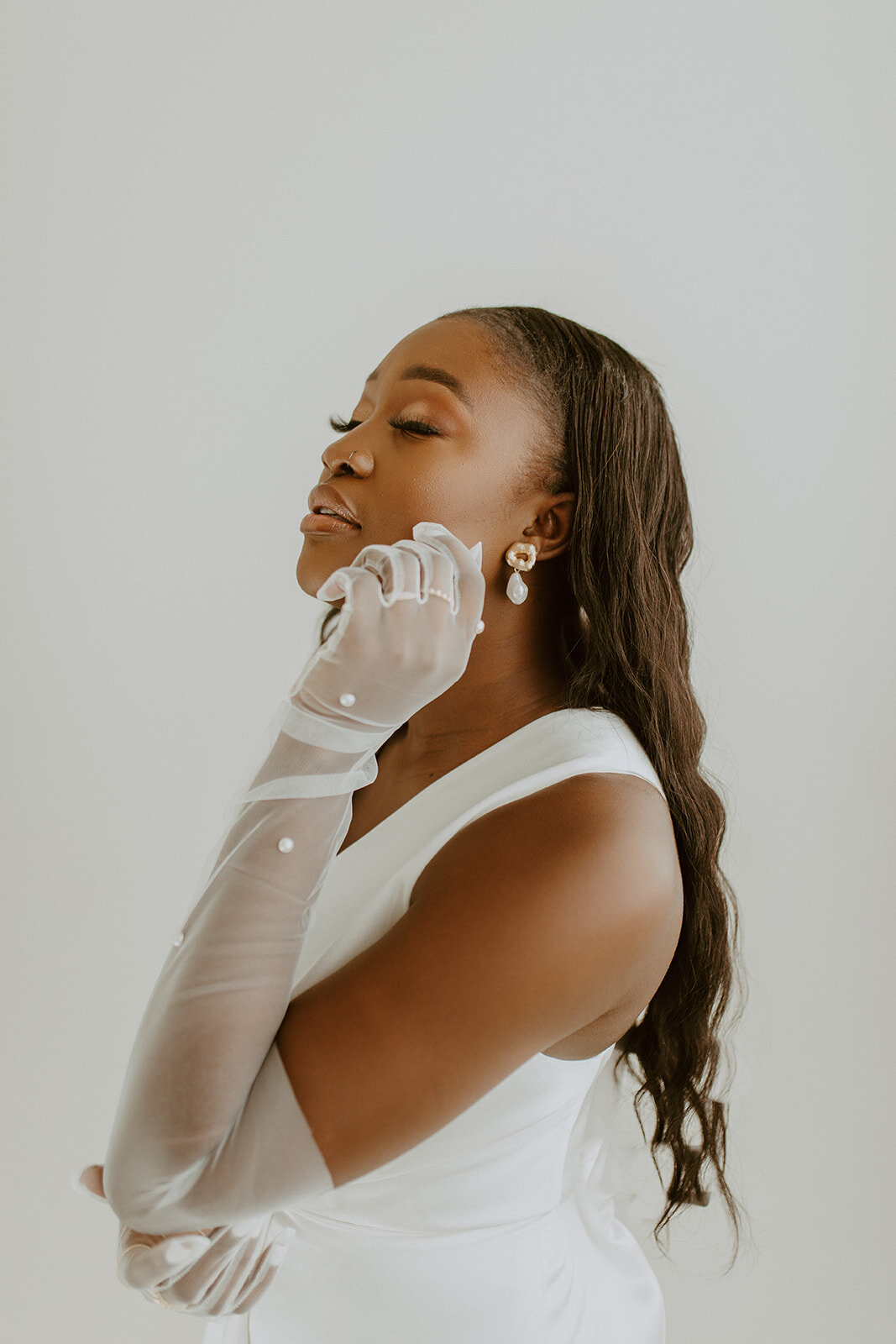  The Label RAIN wedding dress chic elegant styled wedding shoot with pearls by Abbey Rice Photography 