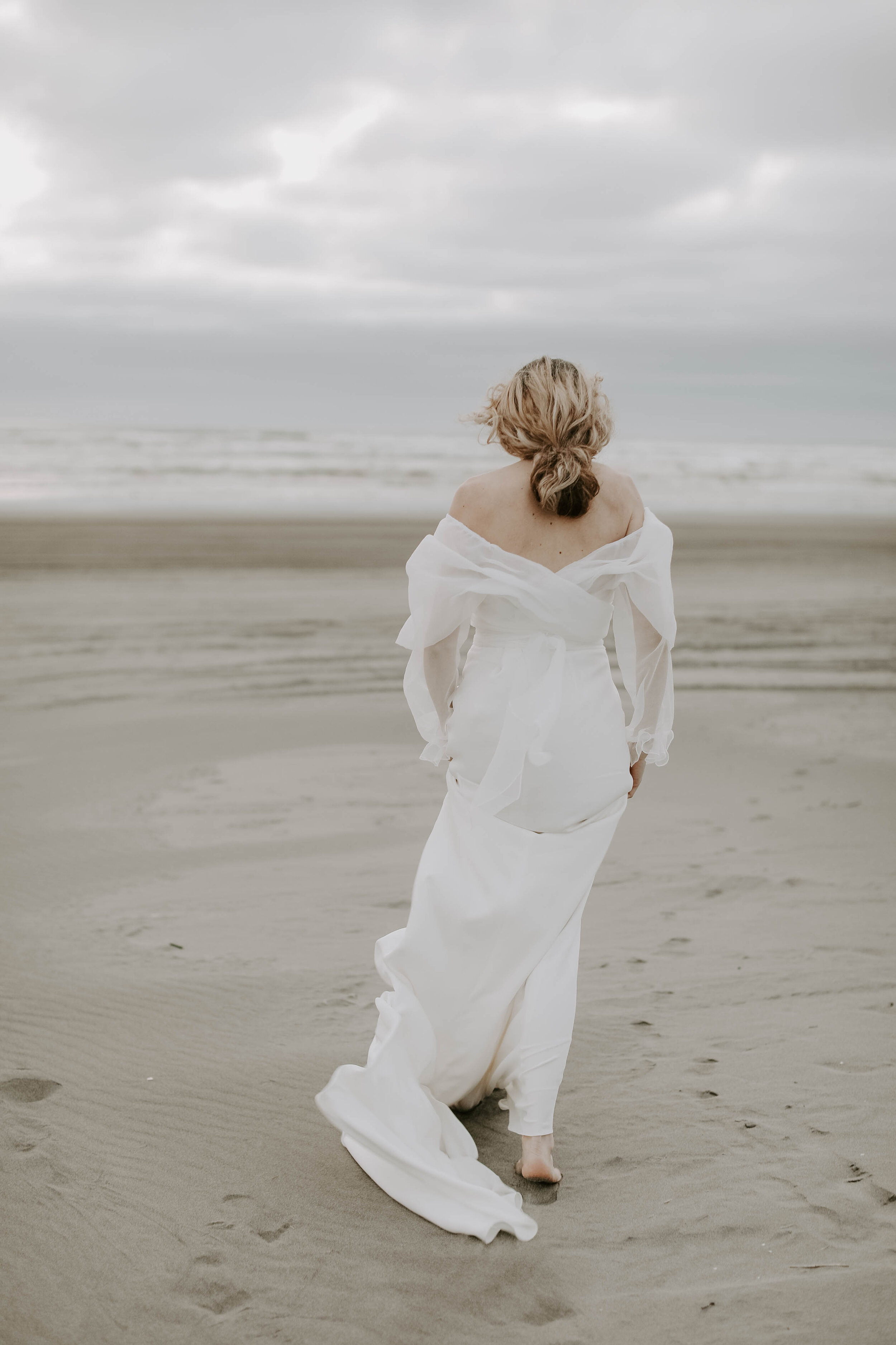  The Label ROSE wedding dress for a romantic Washington Coast styled bridal elopement 