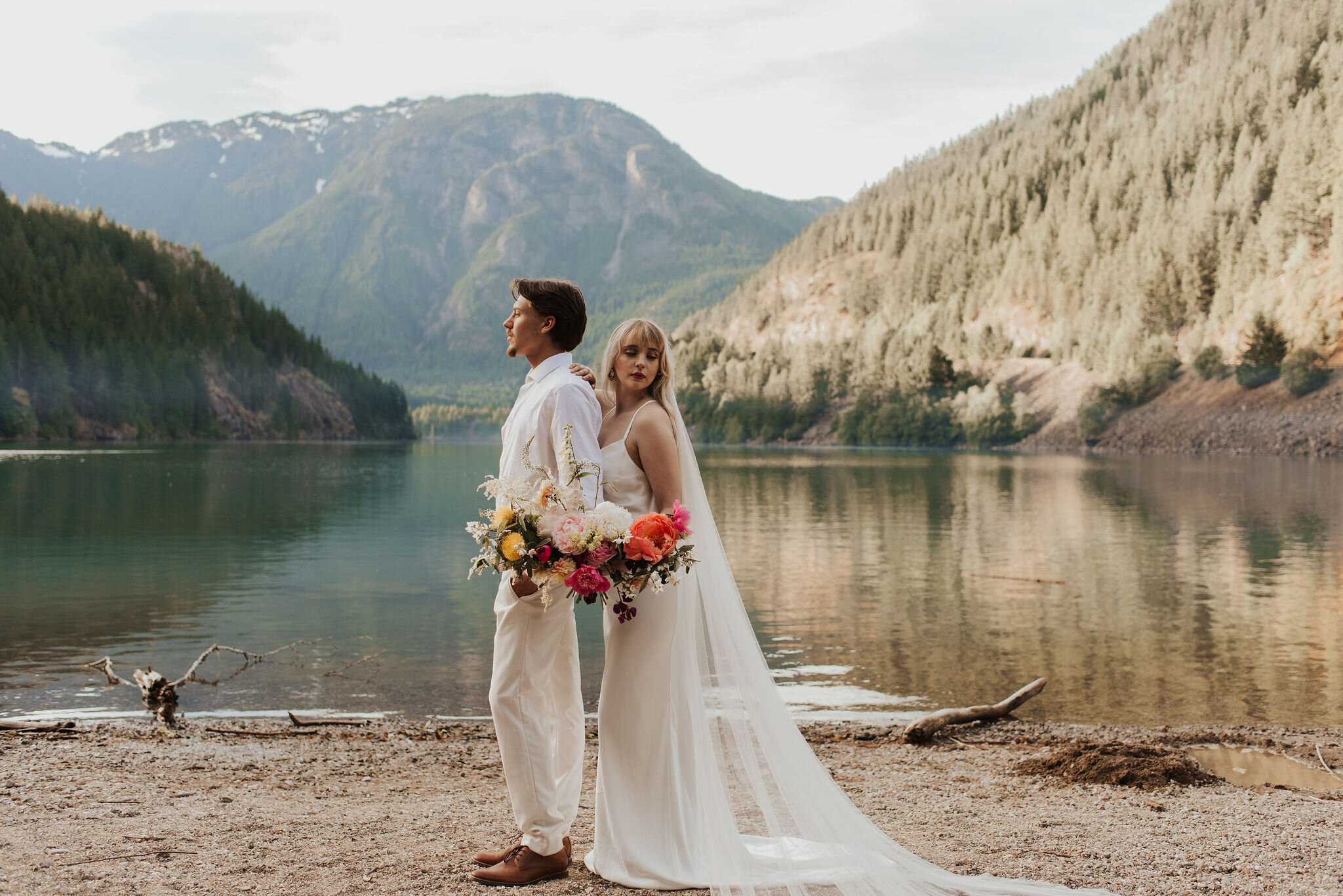 The-Label-Sloan-Wedding-Dress-North-Cascades-Elopement-23.jpg