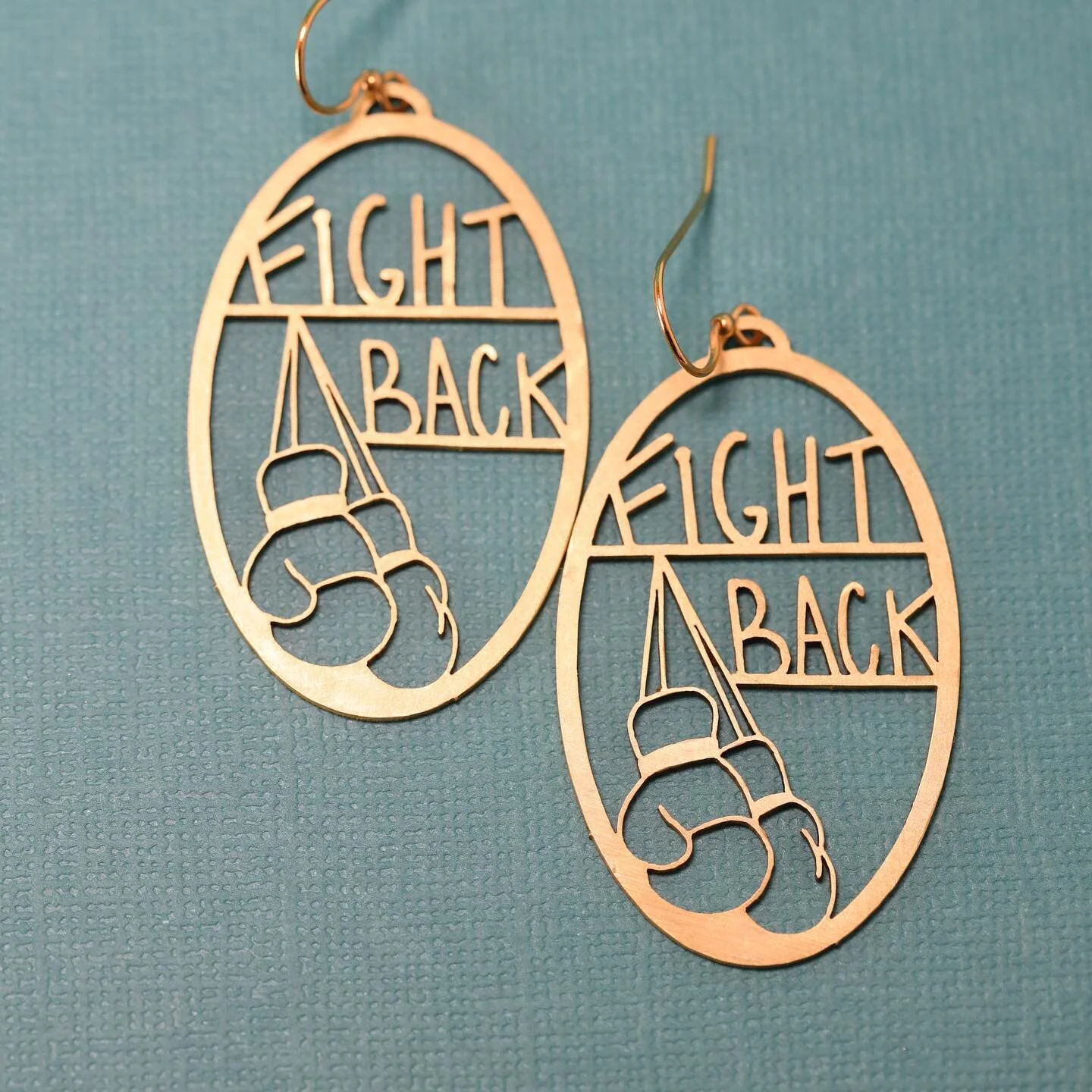 Hi friends! I finally set up a Facebook page- just type in WhaleOK- and you&rsquo;ll find all the happy jewelry you&rsquo;d ever want. 🥳 Did you see my story of Momma kicking Parkinson&rsquo;s in the booty? The fundraiser for @parkinsondotorg is sti