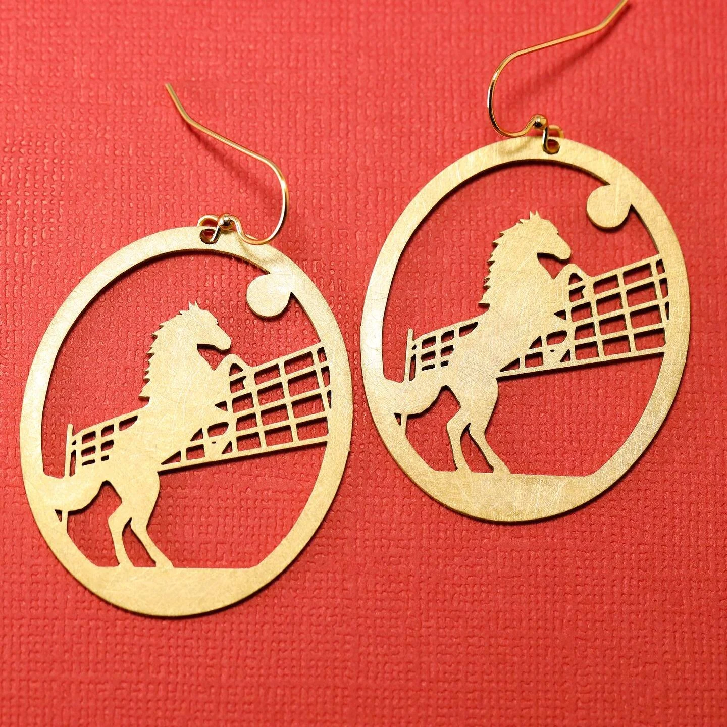 Challenge accepted!!! One of Gipsy&rsquo;s best friends is turning 13 soon and wanted a horse/volleyball themed earring. 😂 This is what I came up with. I have a feeling her Mom is going to win all the points when she gives her these.