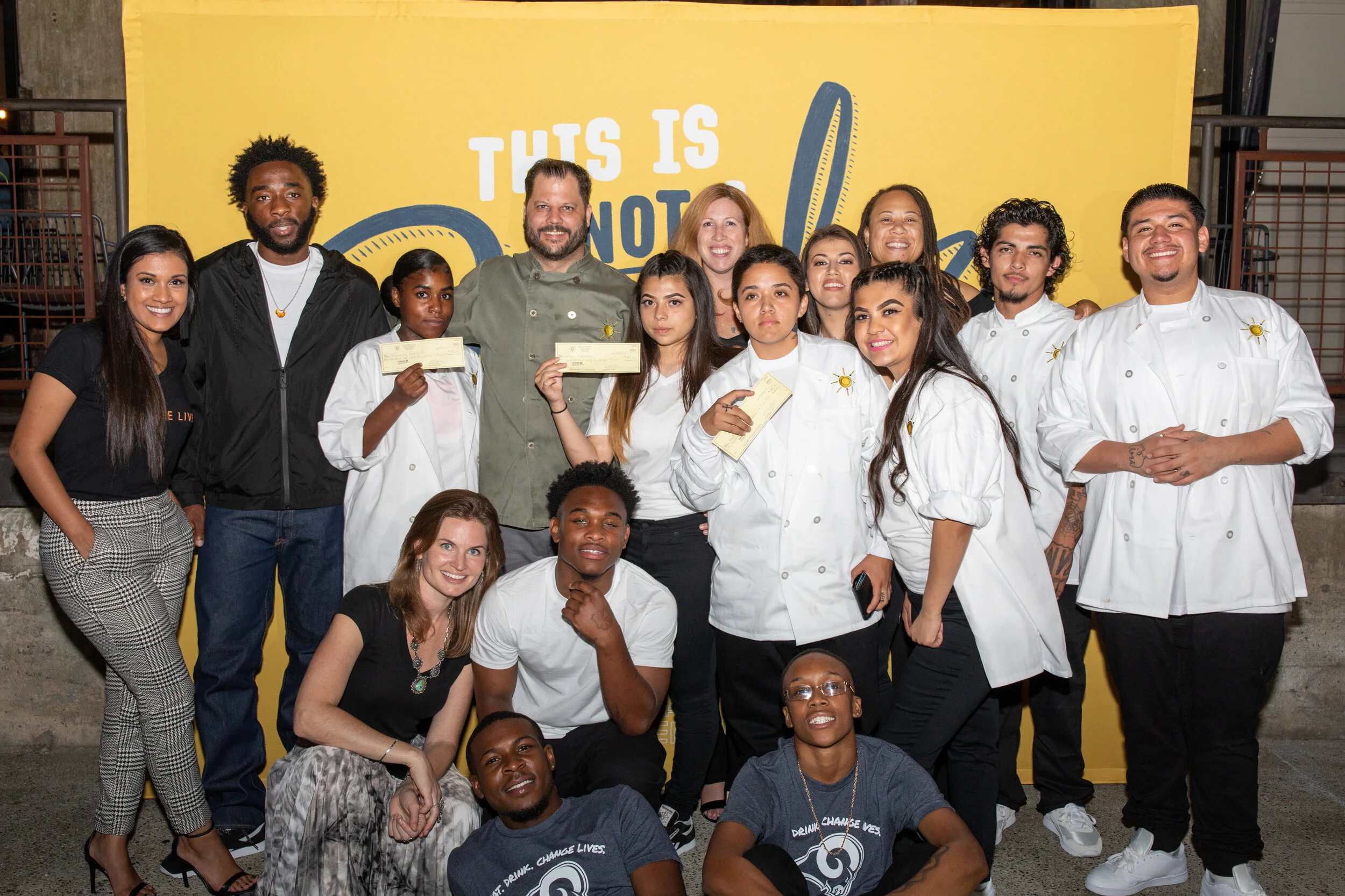 20190926_CafeMomentum_LA_group-1.jpg