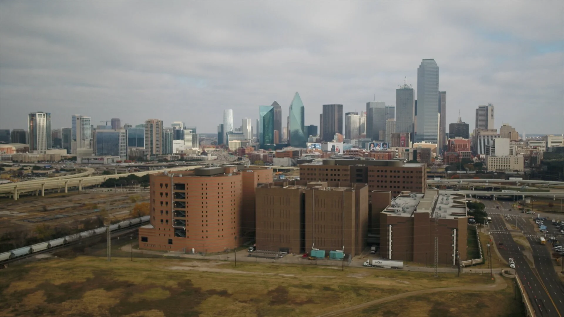 dallas+skyline.jpg