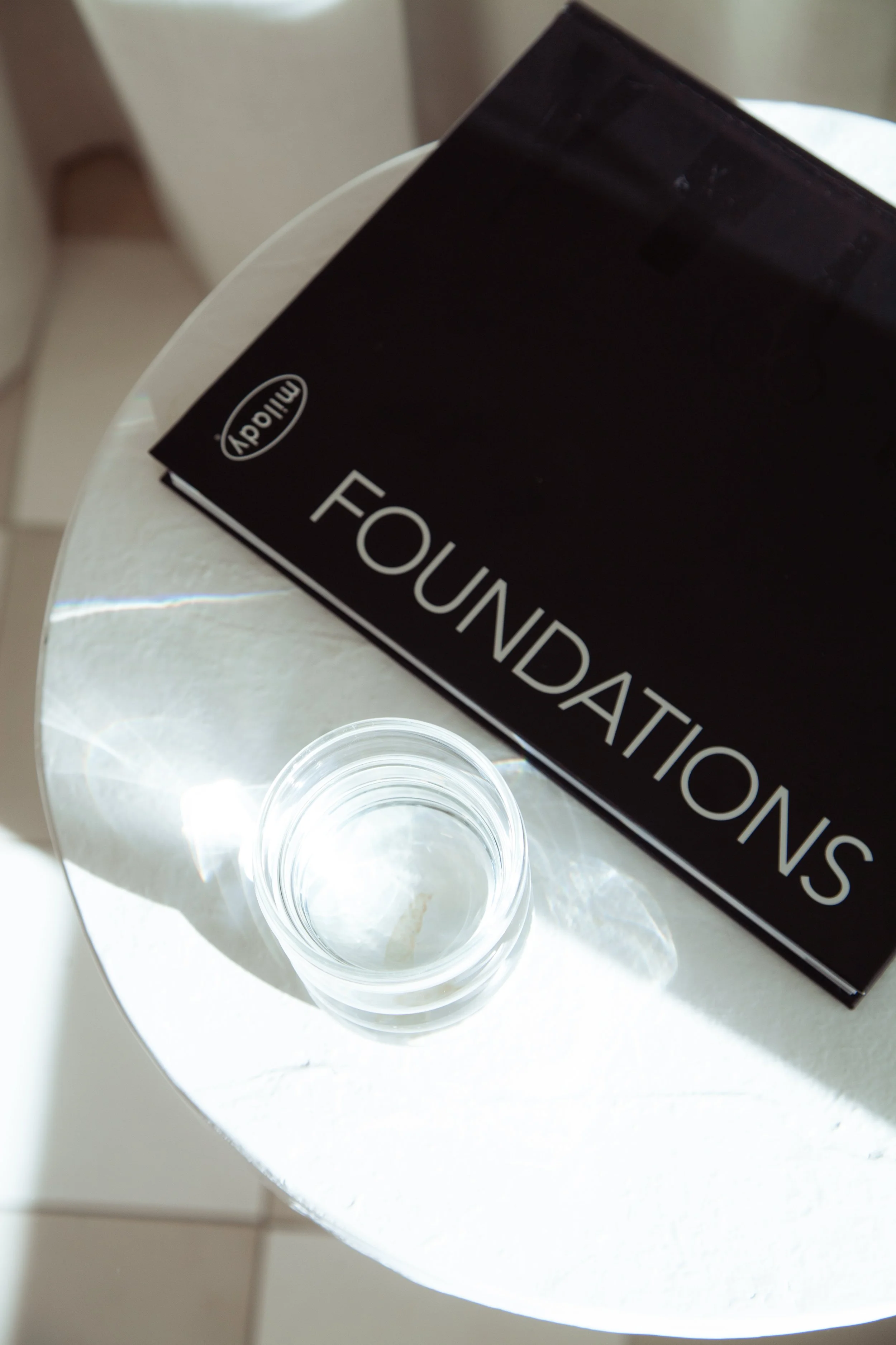 foundation-salon-17.jpg