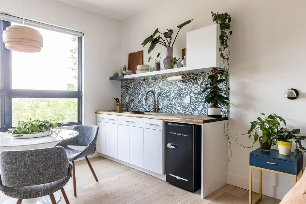 kitchenette-organic-modern-westwood-los-angeles-interior-design.webp