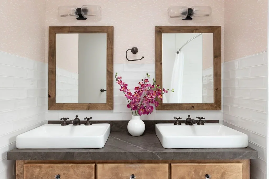 double-vanity-bathroom-modern-farmhouse-pacific-palisades-home.webp