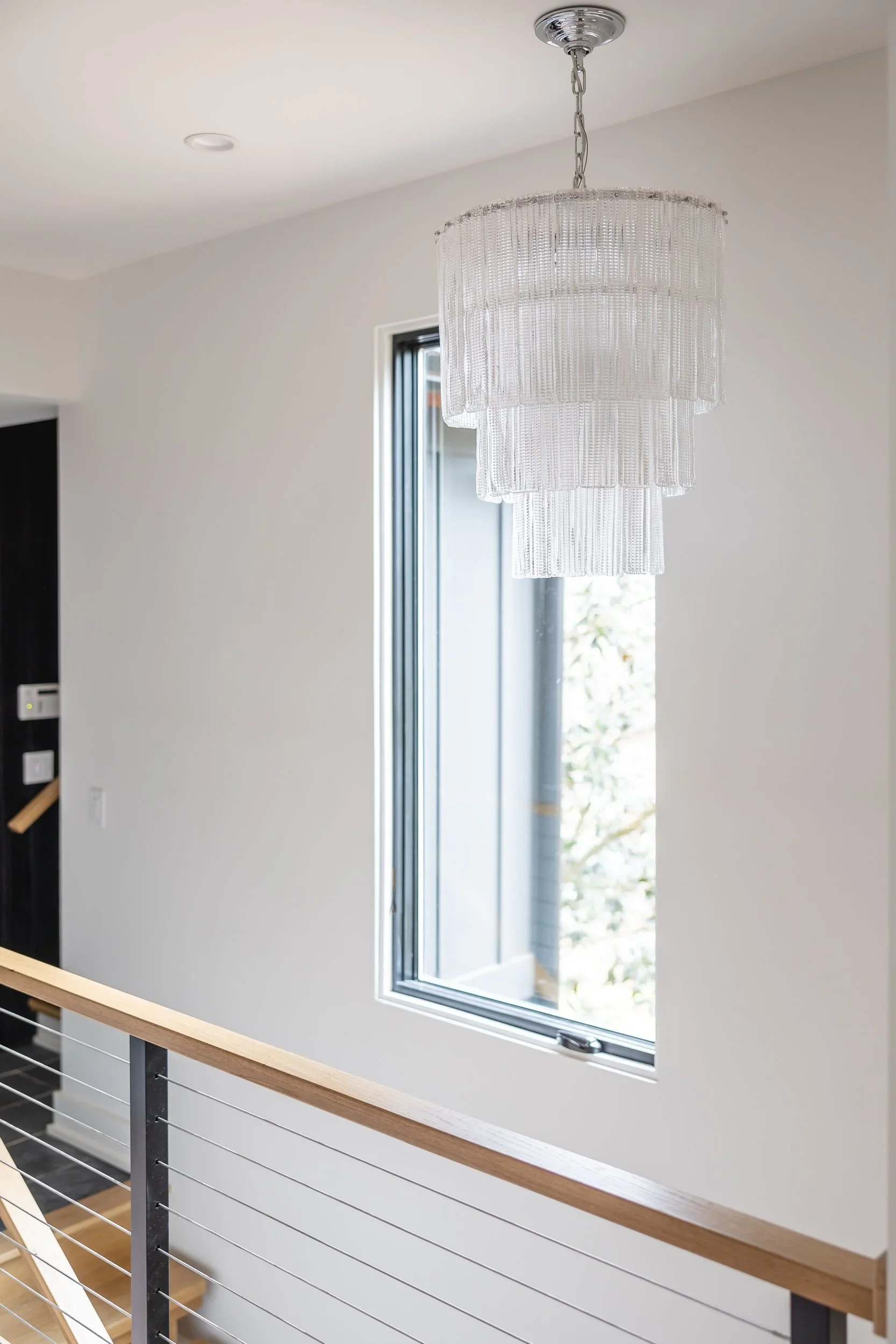 stair-landing-modern-minimalist-brentwood-los-angeles-interior-design.webp