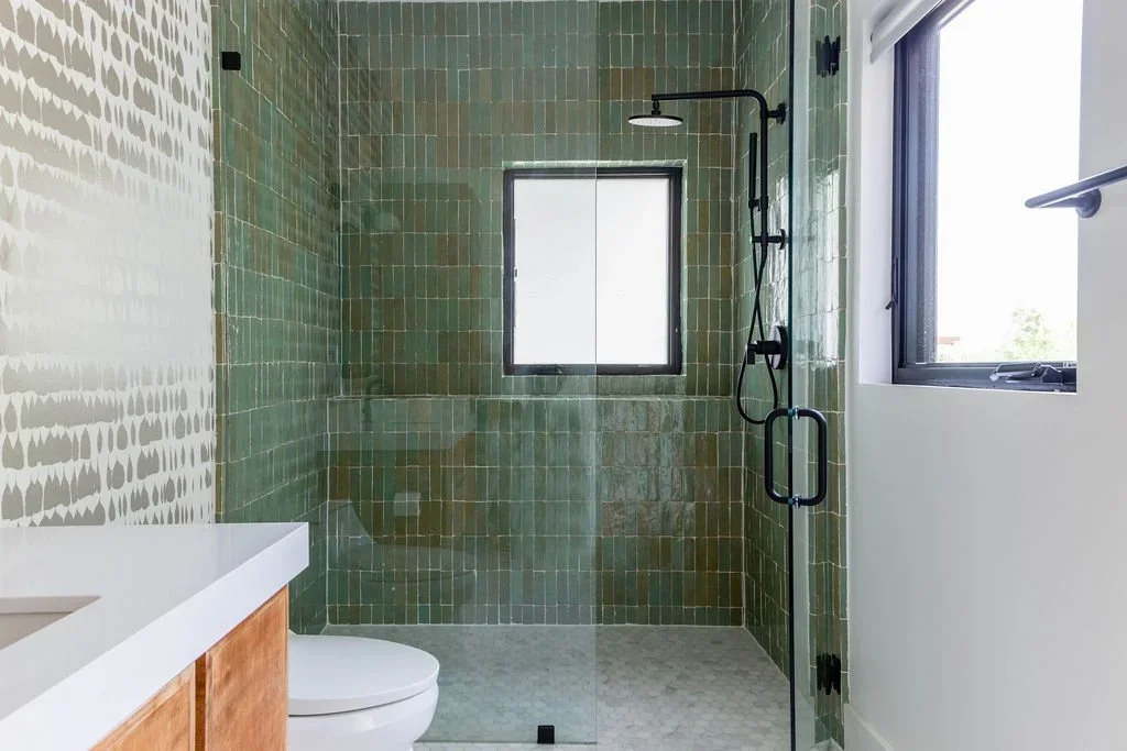walk-in-shower-organic-modern-brentwood-bathroom.webp