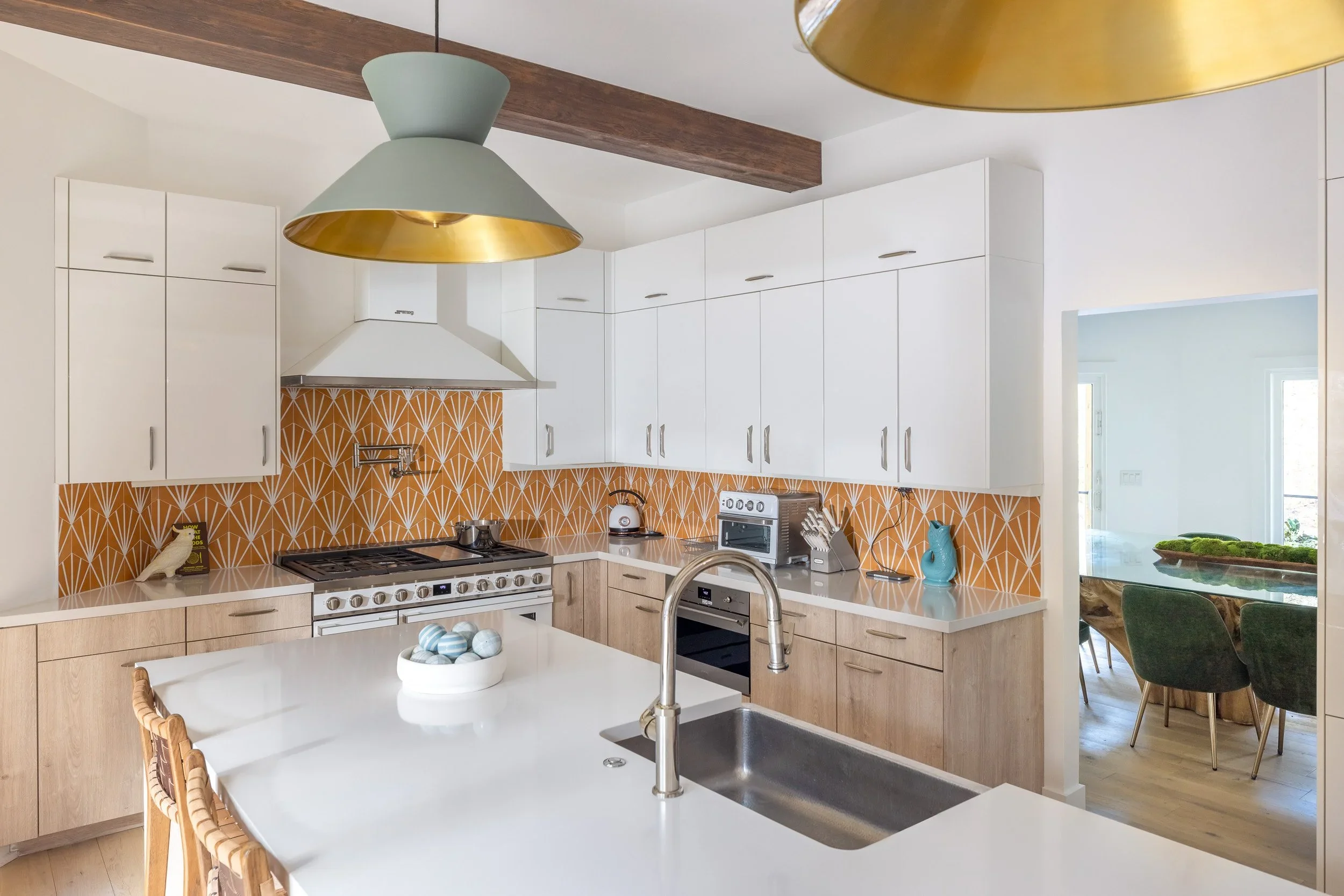 kitchen-modern-retro-brentwood-california.webp