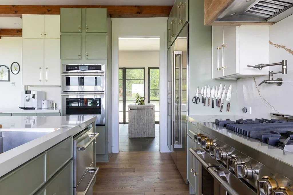 kitchen-organic-modern-brentwood-los-angeles.webp