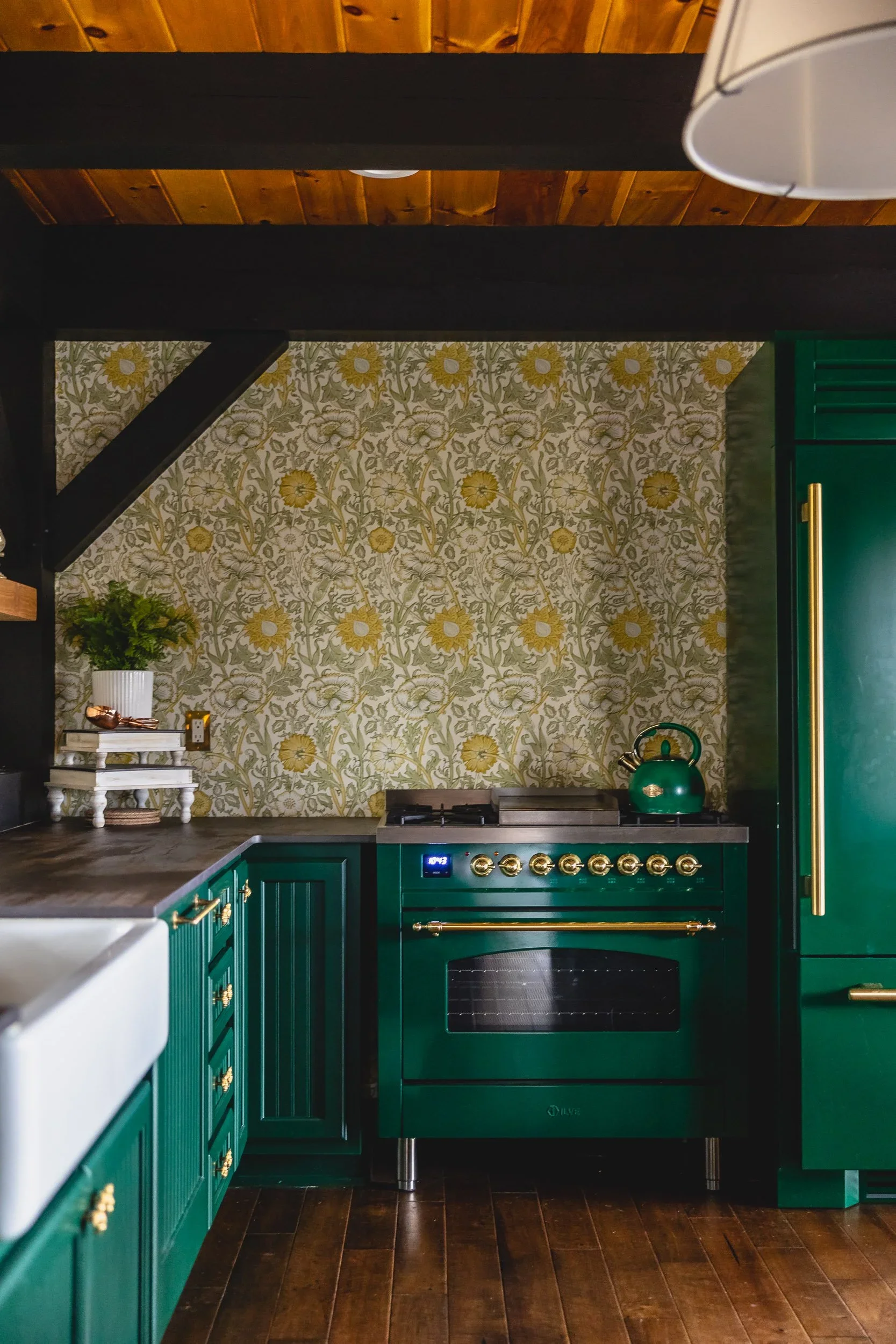 kitchen-moody-cabin-calabasas-california-home.webp
