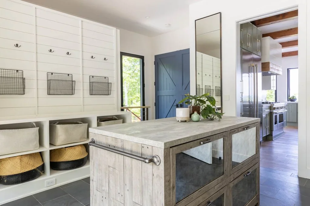 kitchen-rustic-modern-hidden-hills-los-angeles-interior-design.webp