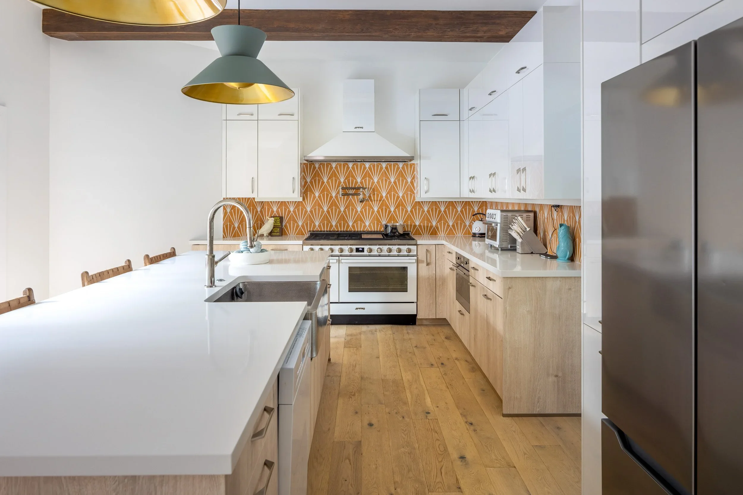 kitchen-modern-retro-brentwood-los-angeles.webp