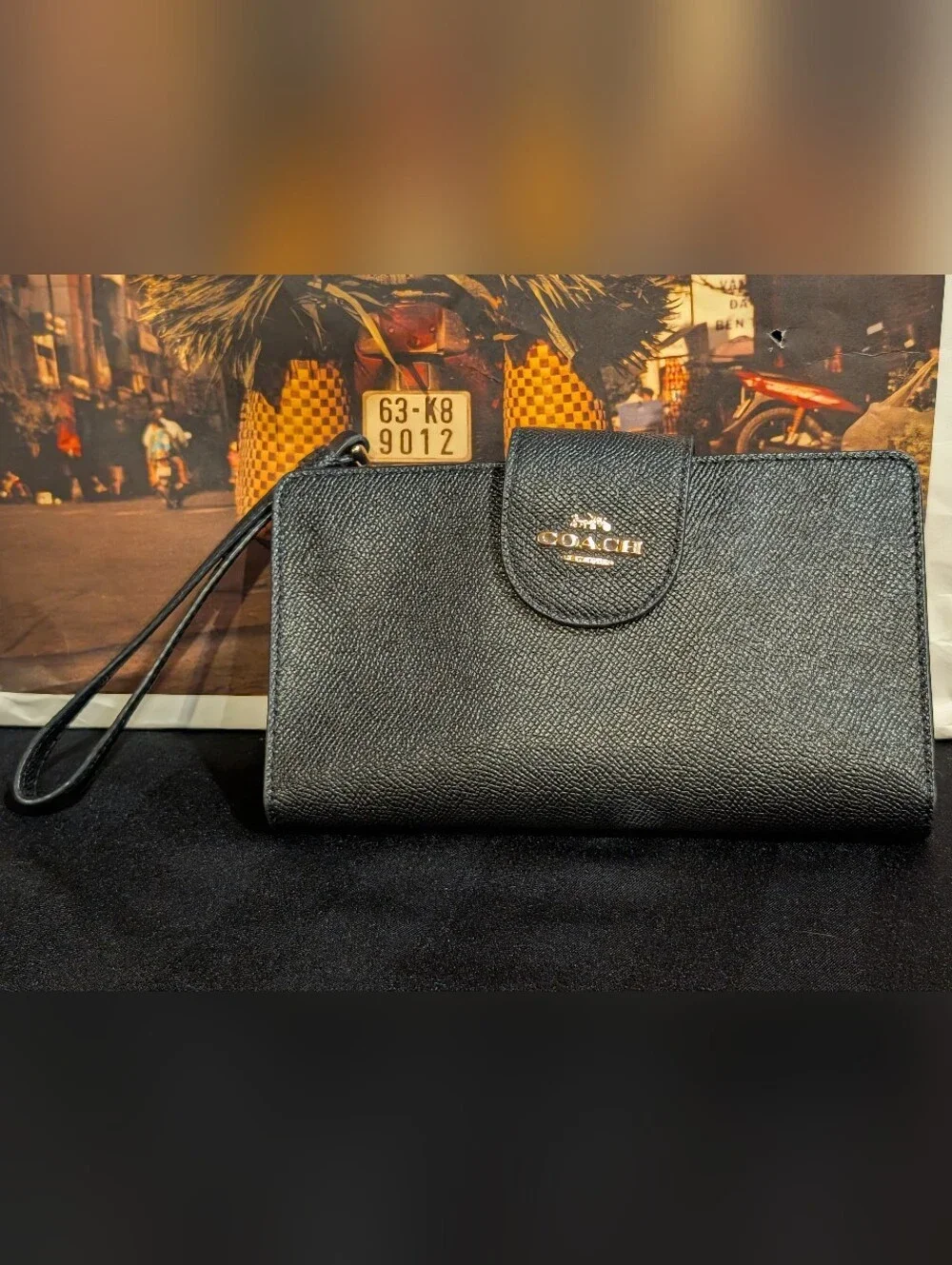 COACH Black Crossgrain Leather Tech Phone Wallet Wristlet