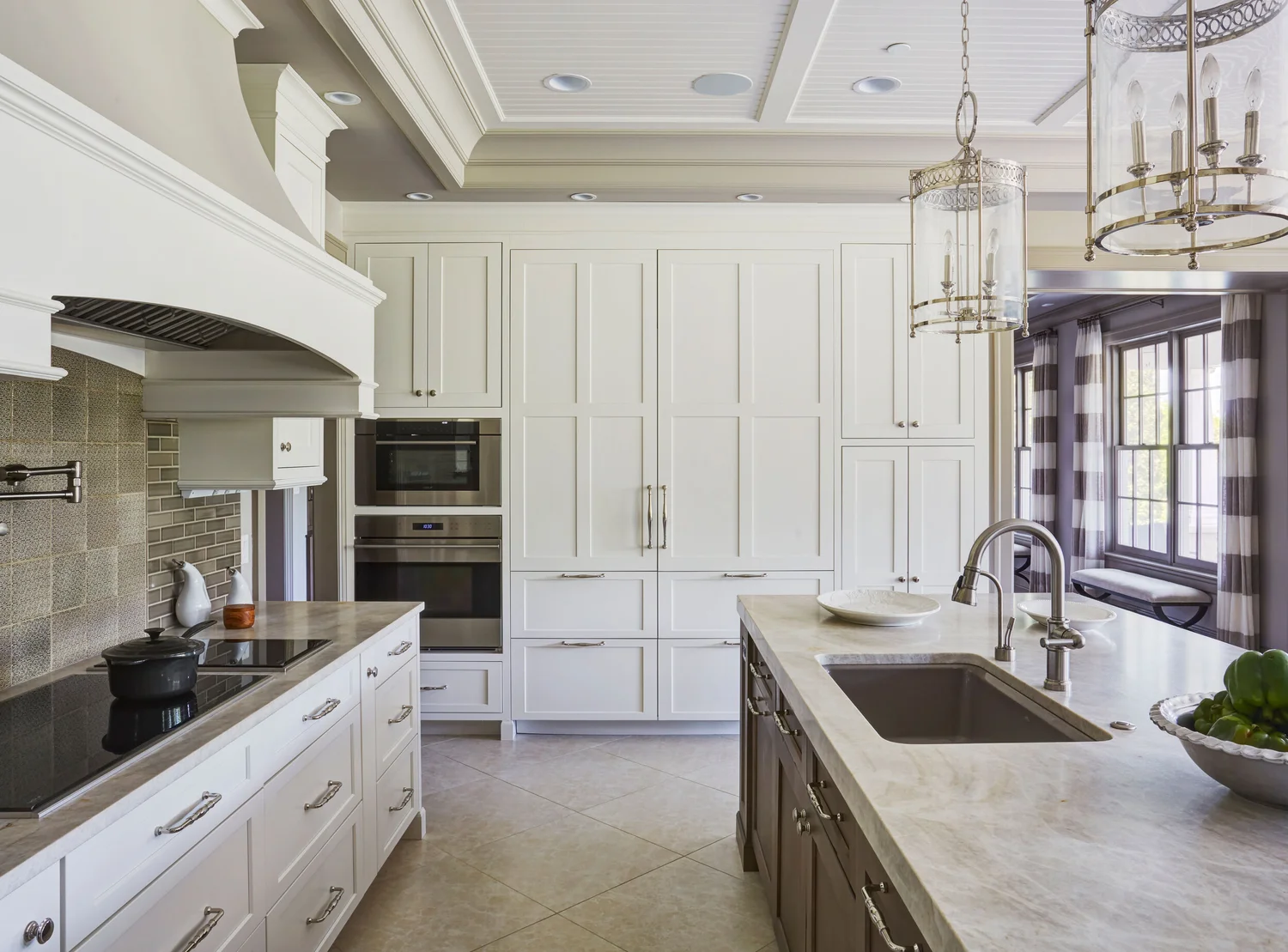 Kitchen project — Doug VSD Chelsea White Dove Maple W Cashmere 2