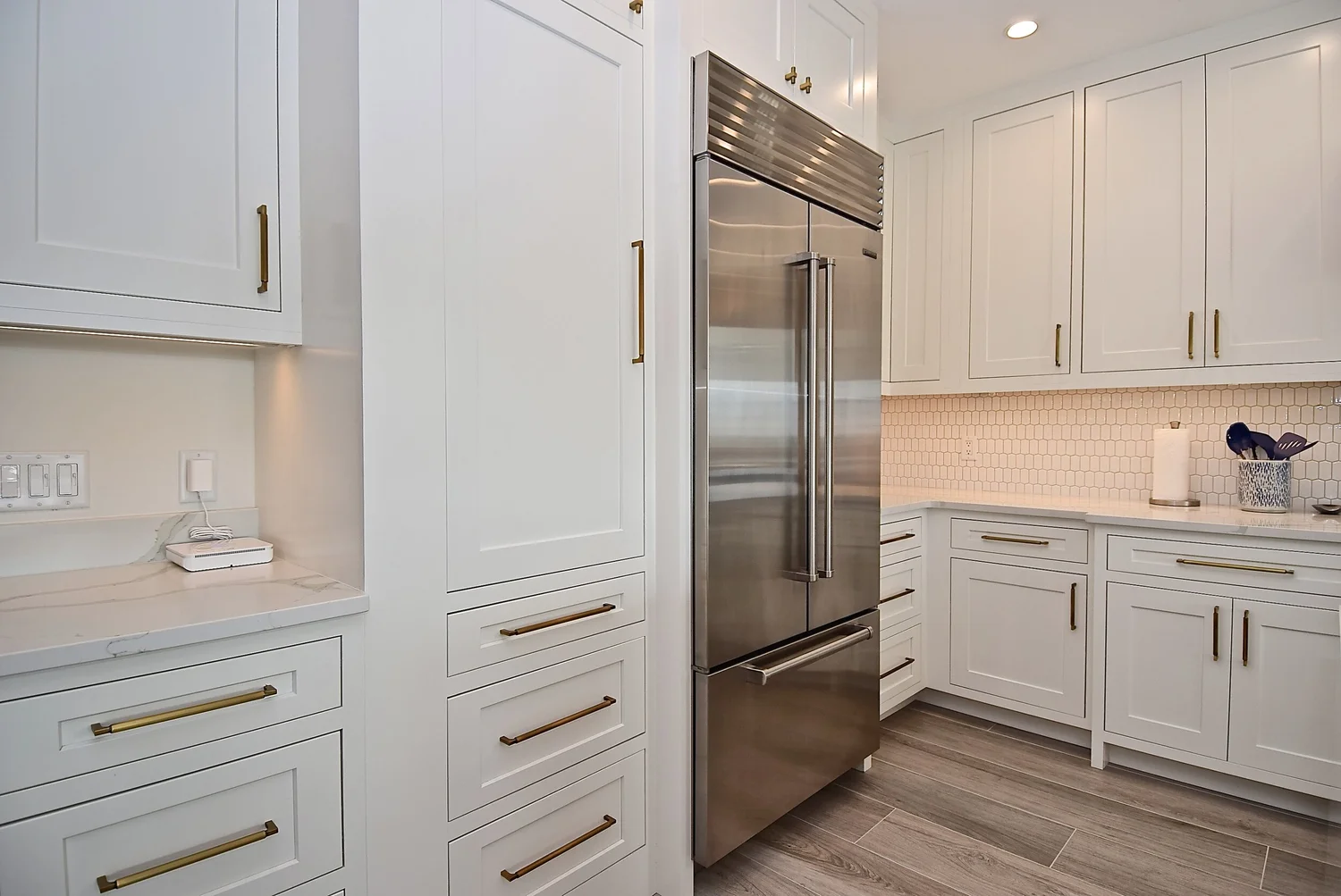 Kitchen project — CLD Chelsea Simply White Hale Navy 3