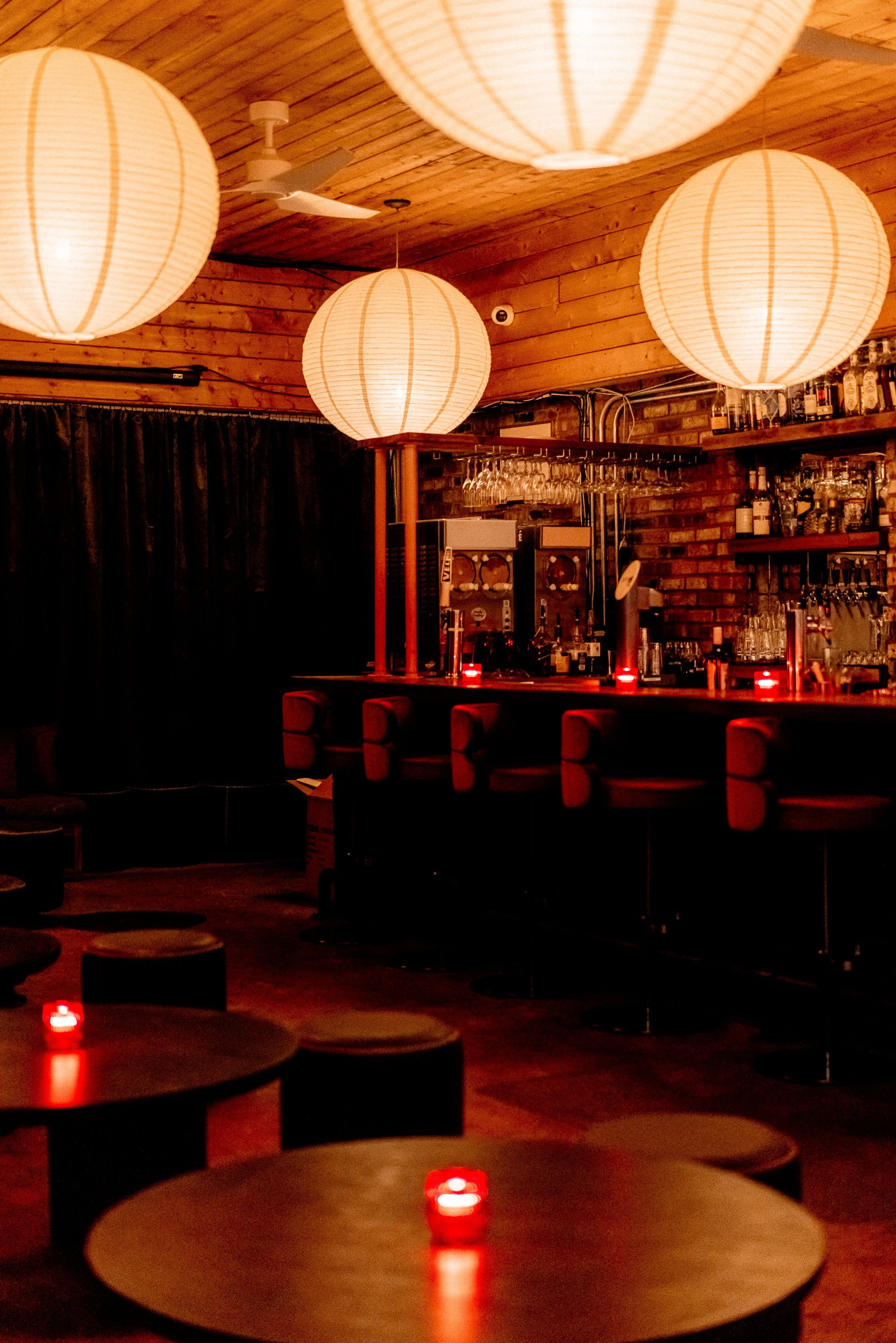 MONEYGUN North Interior