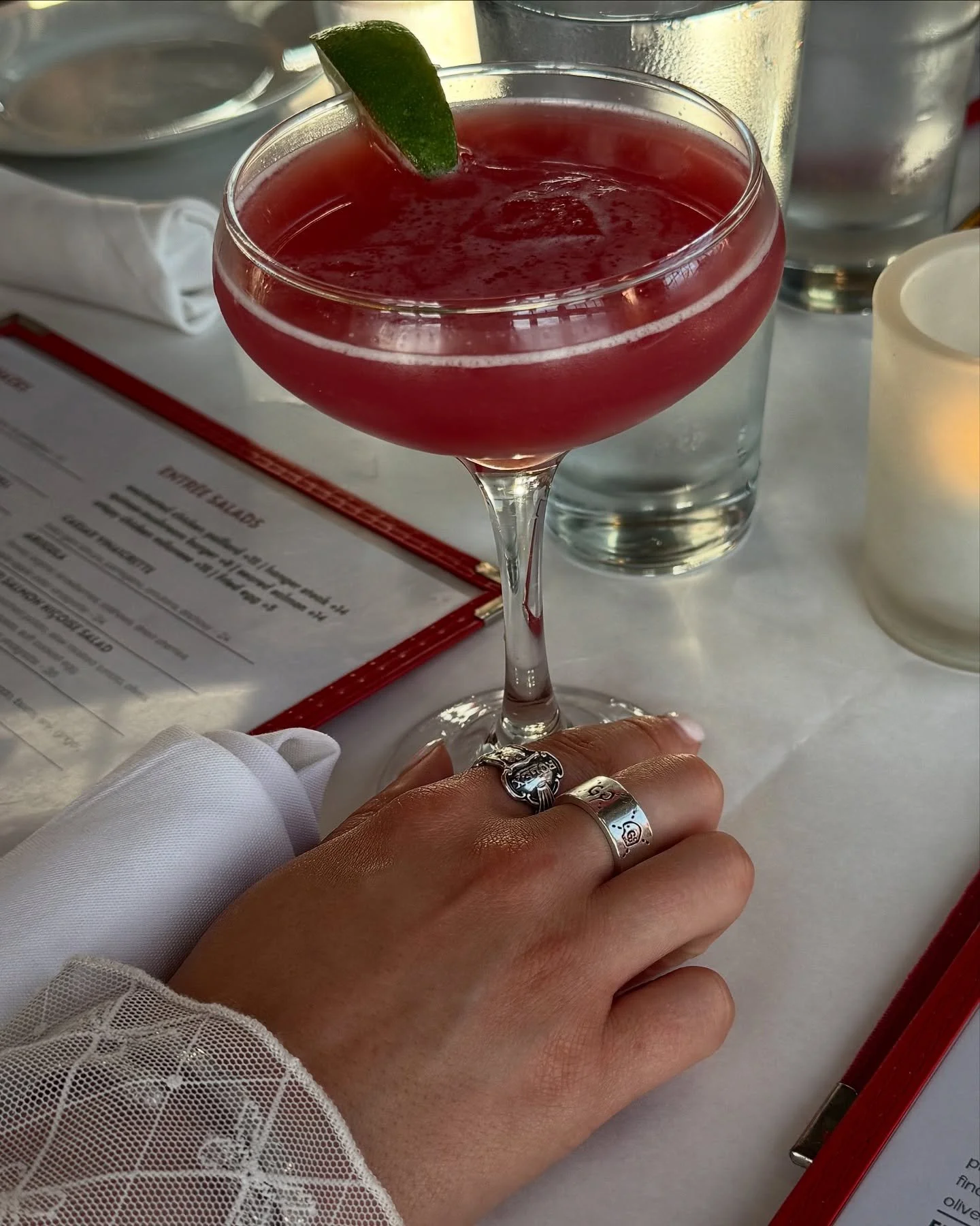 I would like martini please✨