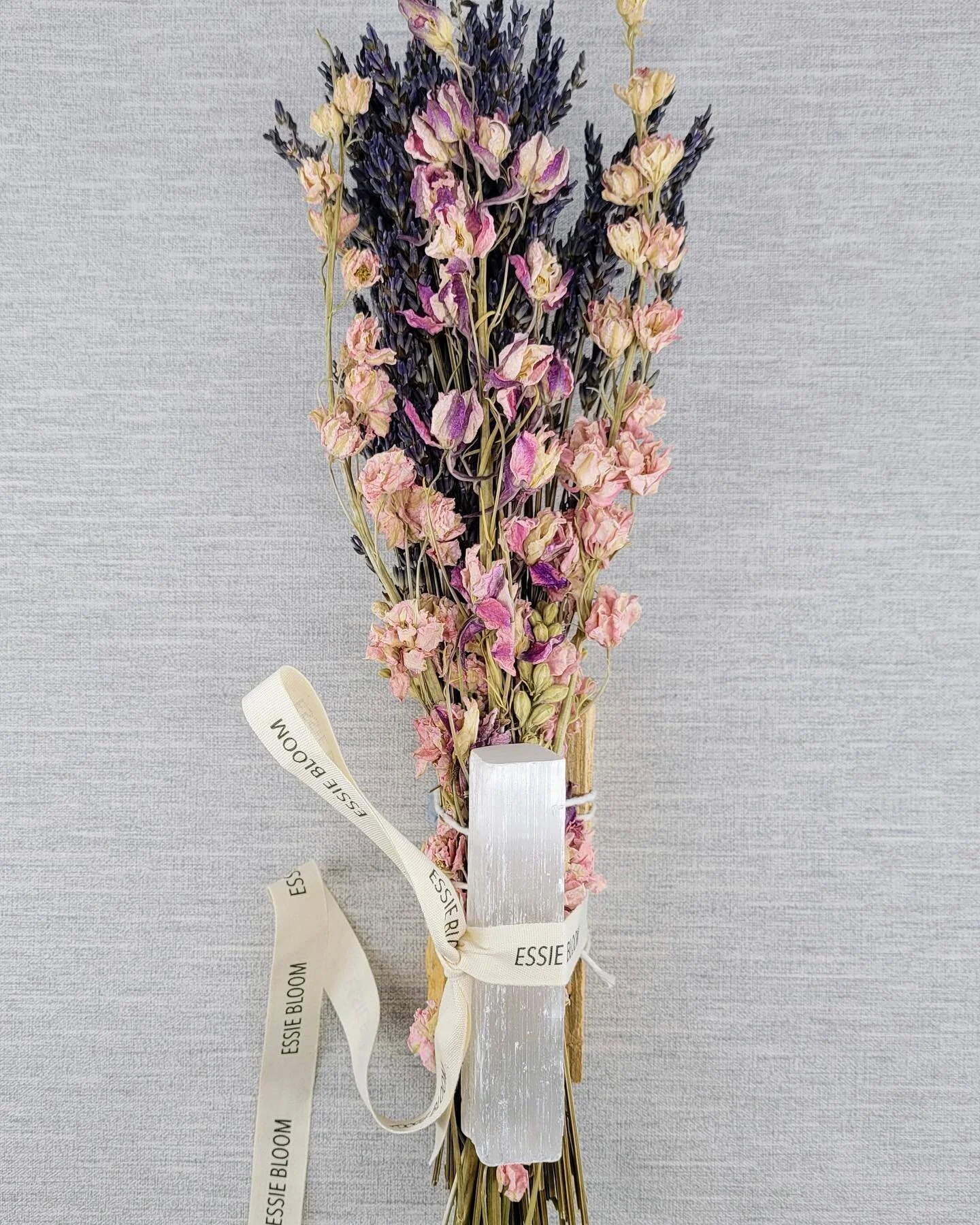 These large aromatic, fragrant, wild floral Palo Santo crystal bundles are available in our Etsy shop. 

Click on Bio.

#palosanto #holywood #sacredwood #smudging #floralsmudge #cleansingstick #cleansingbundles #sagewands #energywork #energyhealing #