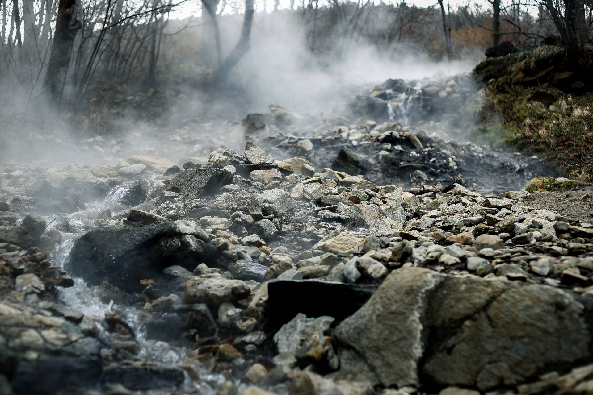 Europe's Best Free Natural Wild Hot Springs Thermal Baths - Prats-Balaguer, Fontpédrouse, Pyrénées-Orientales, France