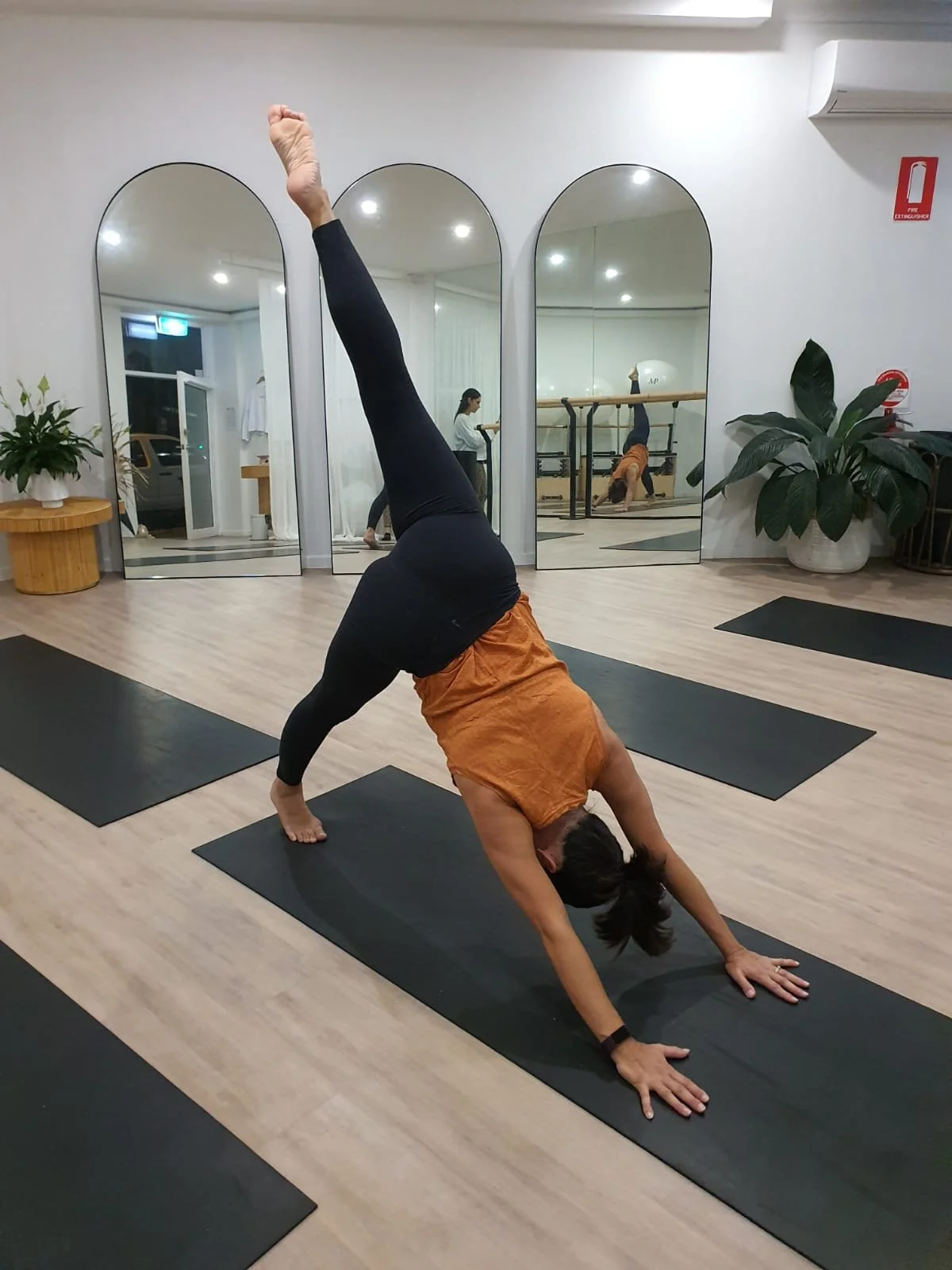 Pilates vs. Yoga: Finding Your Perfect Match for Golf Performance