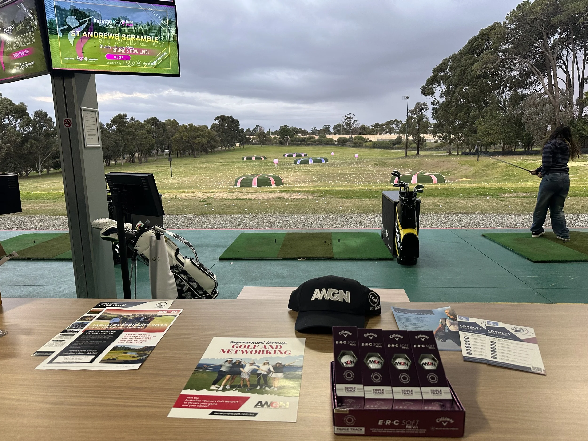 Tee Off in Style: Join Us for AWGN’s First WA Social Event at OuttaBounds!