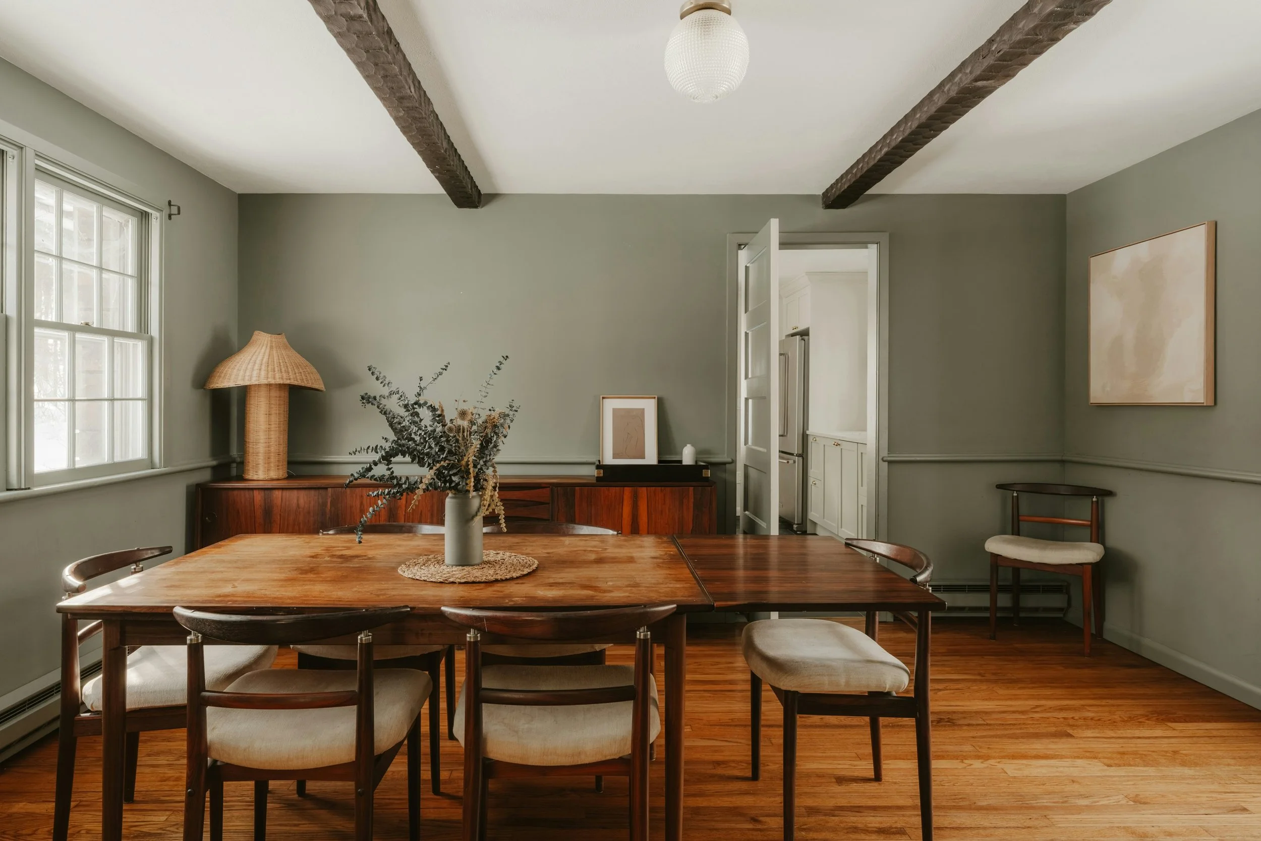 Does the Color of Your Room Actually Affect Your Mood?