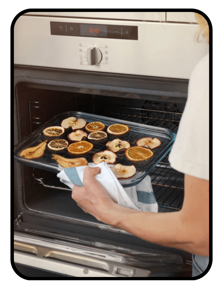 French PYREX borosilicate glass bakeware, non-toxic uncoated glass
