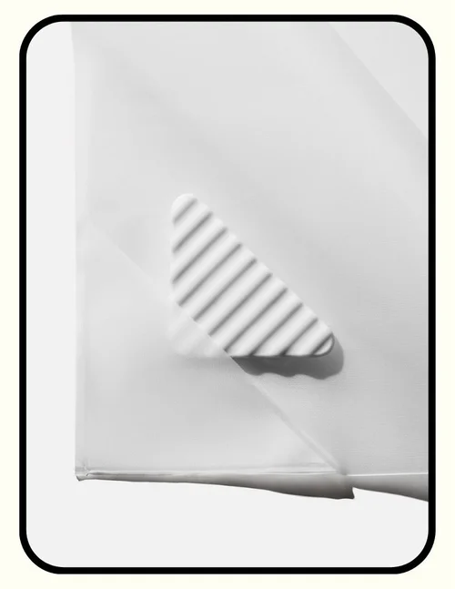Outlines recyclable PEVA shower curtain liner with corner weights