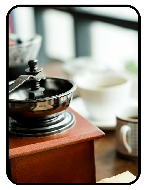 Non-toxic manual coffee grinder with stainless steel and aluminum components