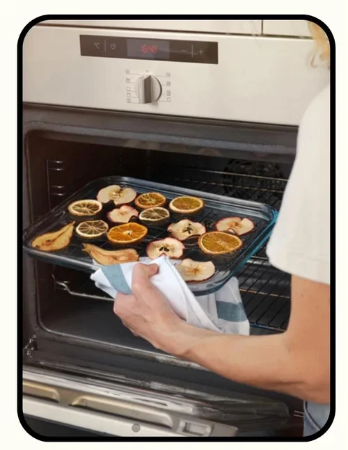 French PYREX borosilicate glass bakeware, non-toxic uncoated glass