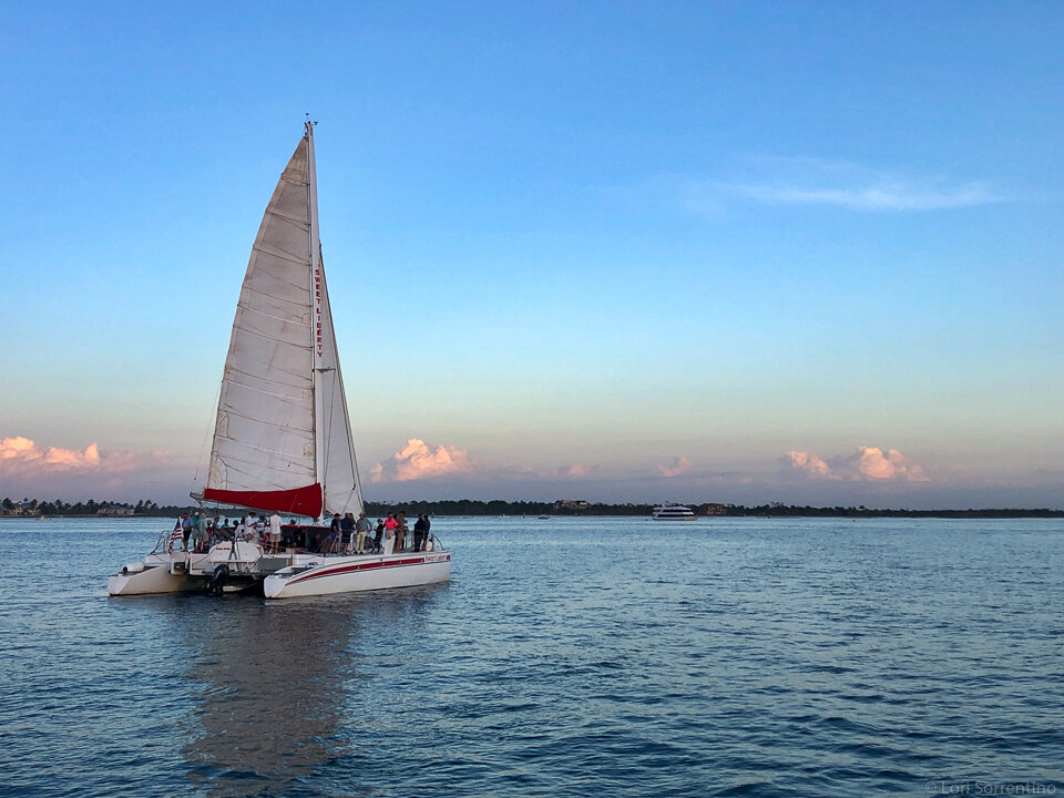 sunset catamaran cruise naples