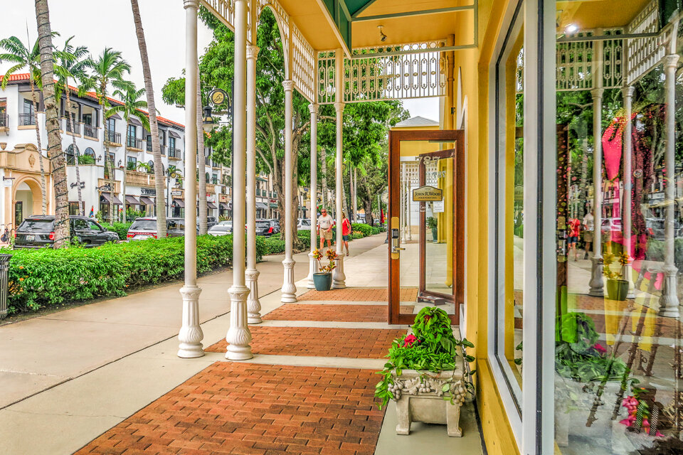 Shopping, Dining, Entertainment in Naples, FL