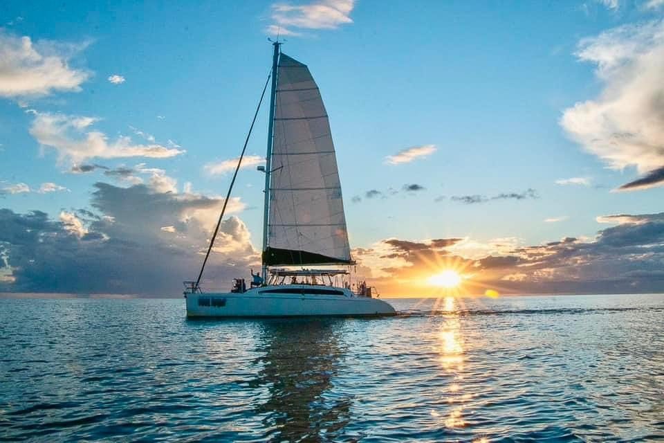 catamaran sunset cruise naples fl