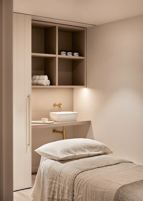 Free DIY Massage Room Design Guide